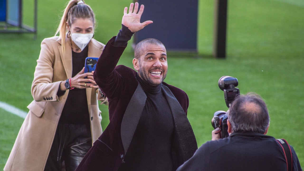 Dani Alves negocia un acuerdo y su caso podría dar un vuelco