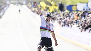 Tadej Pogacar le da otro zarpazo a la historia en el Tour de Flandes