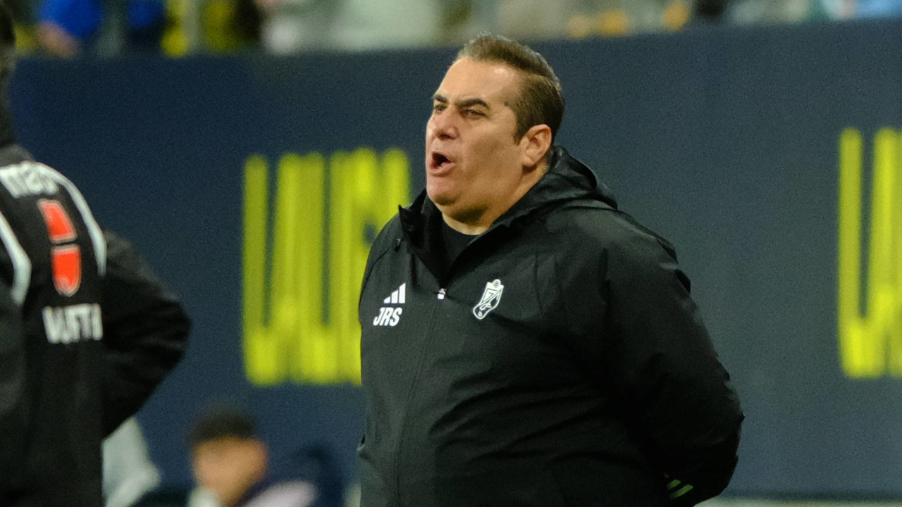 Primeros problemas para Sandoval en el Granada