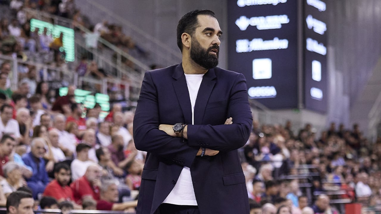 Ramón Díaz, entre la urgencia del Granada y el doloroso adiós de Hankins: "Su marcha nos hace daño a nivel de equipo"