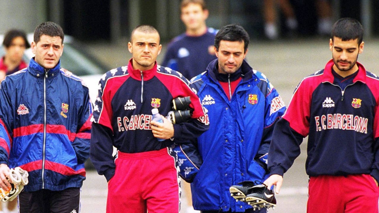 Luis Enrique (56 años) pone a 'Mou' como ejemplo: "Puedes ser entrenador aunque no hayas sido futbolista y José Mourinho es uno de los mejores casos"