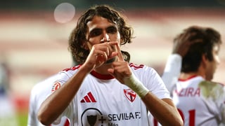 Nico Guillén cumple a lo grande con su nueva misión en el Sevilla y da otro aldabonazo a la puerta de García Plaza