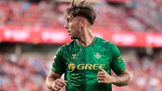 Primera ofrece la solución al Betis con Iker Losada tras aceptar su situación 