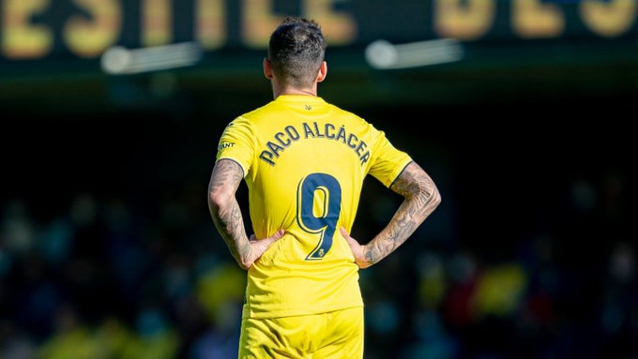 Alcácer, oportunidad de mercado para la delantera