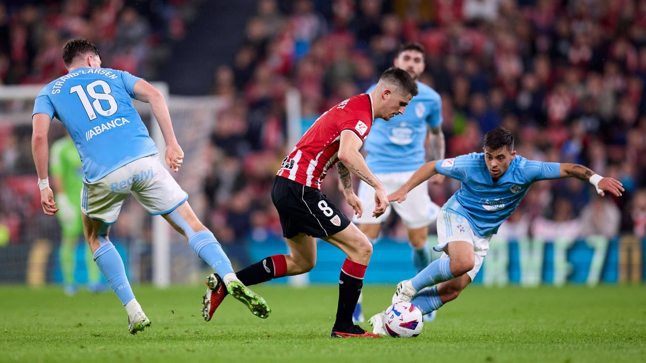 De un 'Me voy del Celta' en enero a intocable de Benítez desde febrero