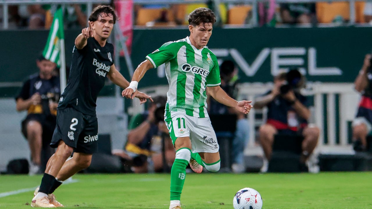 Los solventes estrenos de Fran García y Facundo Bernal con el Betis