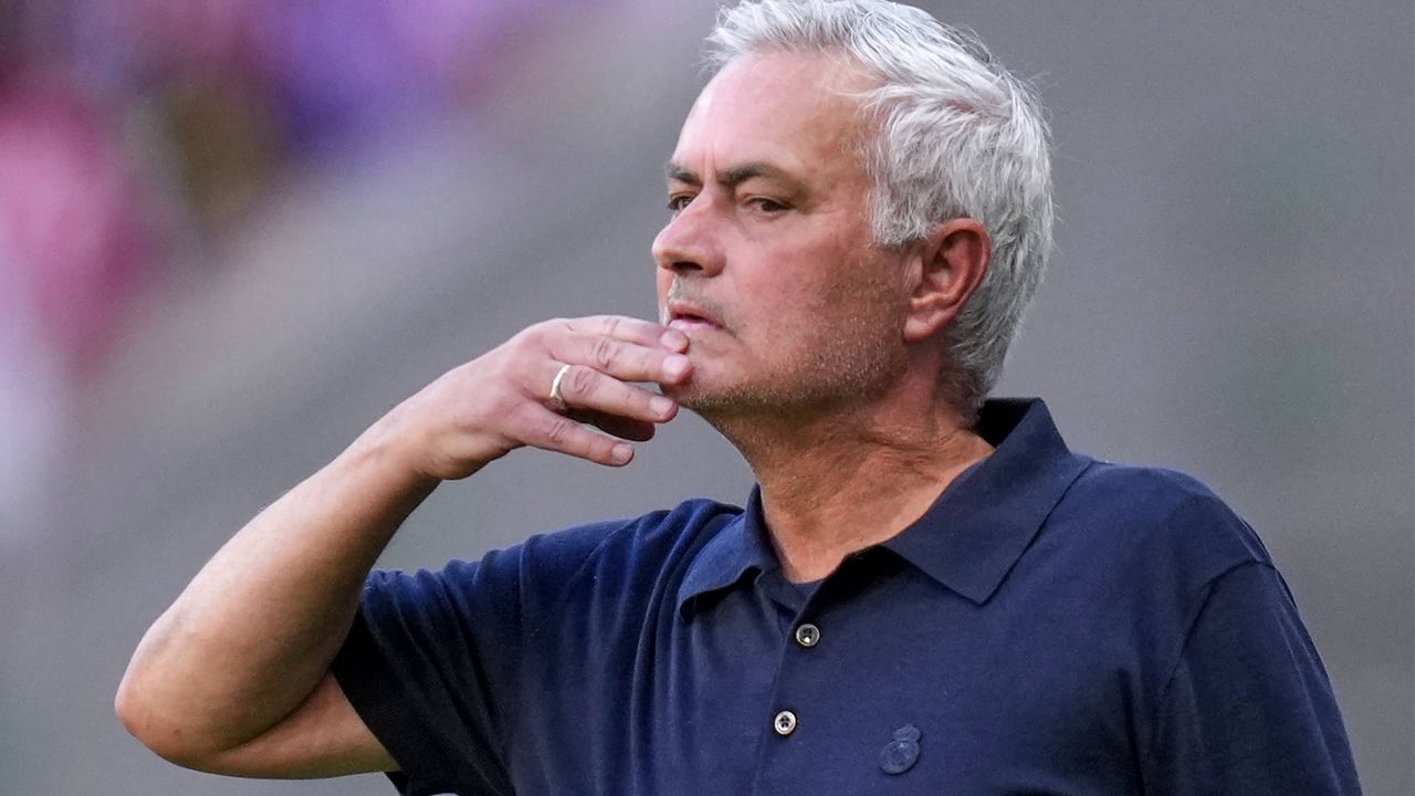 Mourinho toma sus primeras decisiones drásticas sentenciando a dos jugadores
