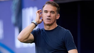 Luis García Plaza señala al árbitro y manda un mensaje a la directiva del Sevilla: "Jodido, pero con fuerzas"