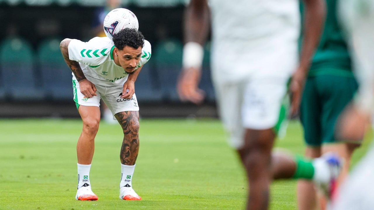'Calabazas' al Besiktas por Antony, intransferible y sin ganas tampoco de salir; ahora, a por Lukébakio