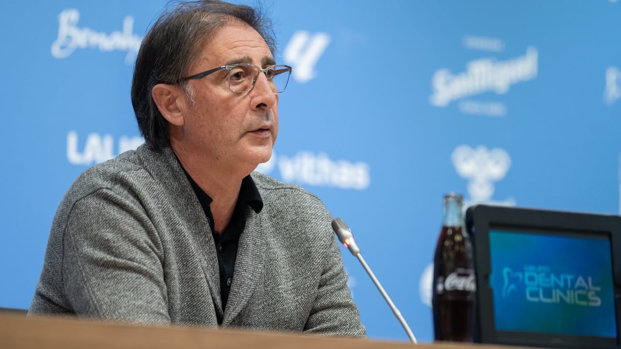 Loren Juarros lanza un serio aviso: "Primera división es otra cosa, hay que quitarse el traje de la celebración"
