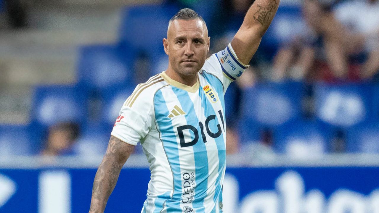 Santi Cazorla, 41 años, anuncia su retirada y pone fin a una carrera irrepetible en el fútbol español