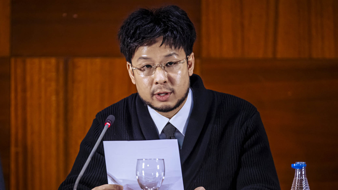 Kiat Lim da la cara en el Valencia