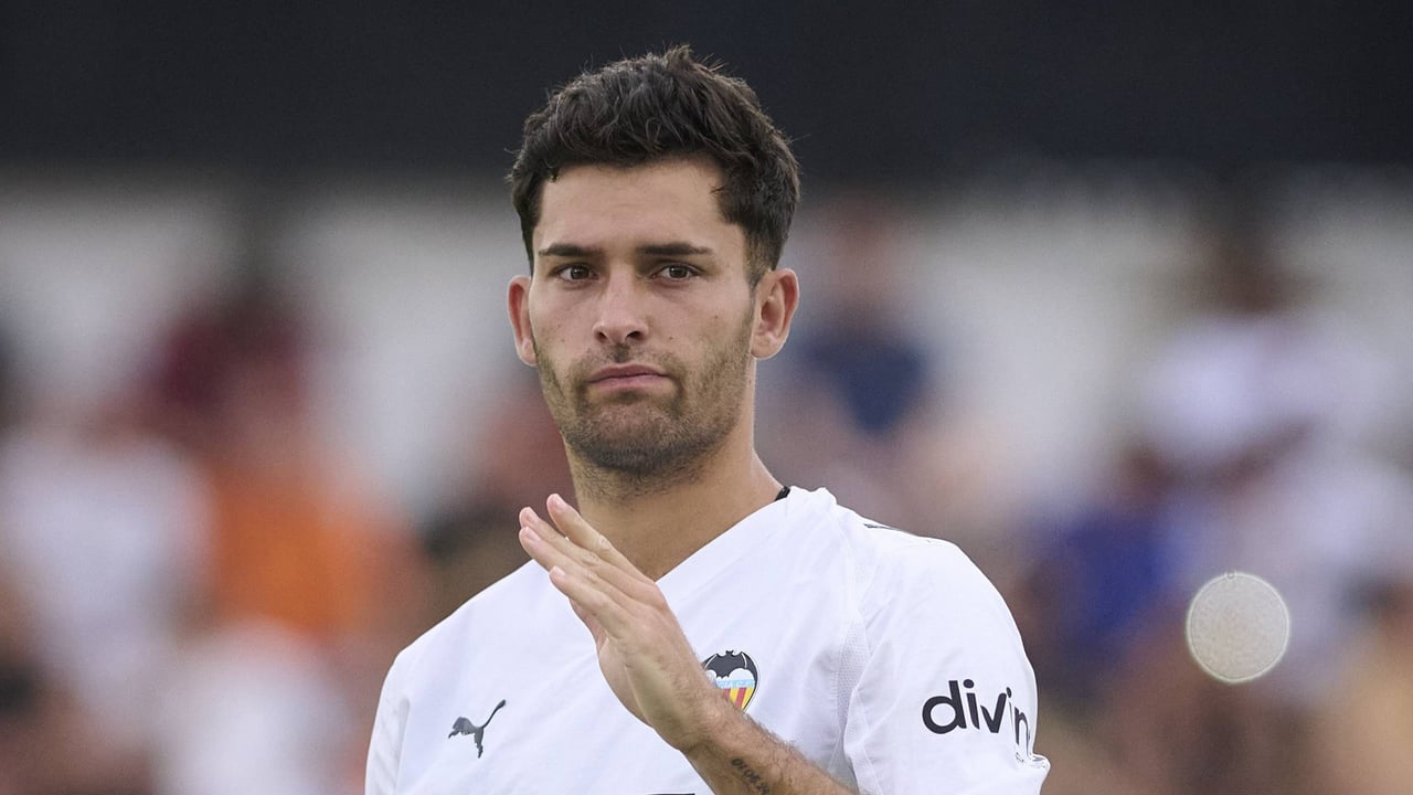 Hugo Duro aprieta al máximo para ayudar al Valencia