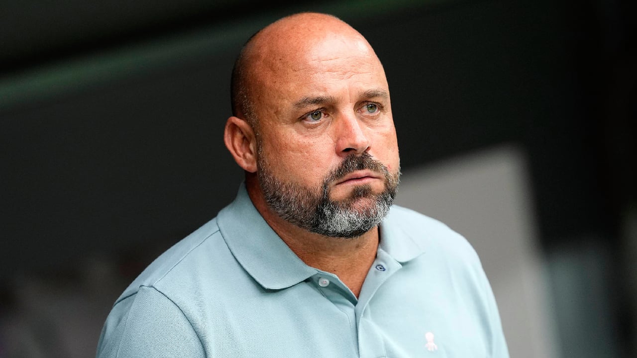 Manolo González, entrenador del Espanyol, crítico con los horarios en liga: “Defiendo a mi club y no es bueno jugar en lunes, ni para La Liga ni para el fútbol”