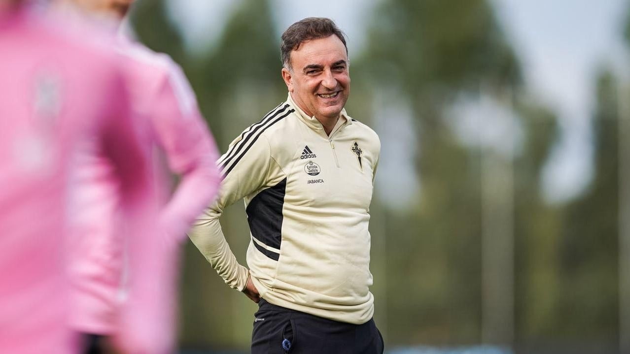 Carvalhal, "sin magia" y escondiendo sus cartas