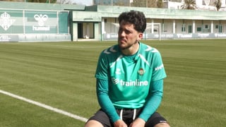 Pablo Fornals no se fía: "El Betis está en racha y el Sevilla no está haciendo buena temporada, pero..."  