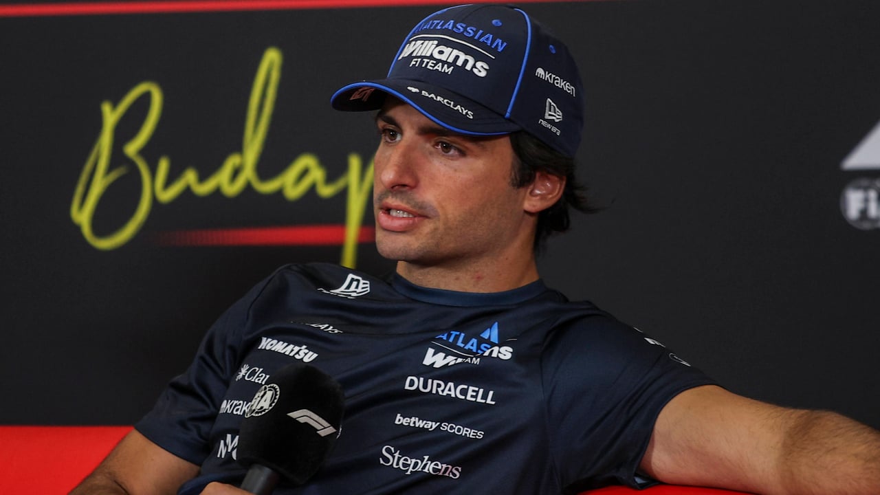 Carlos Sainz, tras su galáctica renovación con Williams: "Tenemos lo necesario para lograr este cambio juntos"