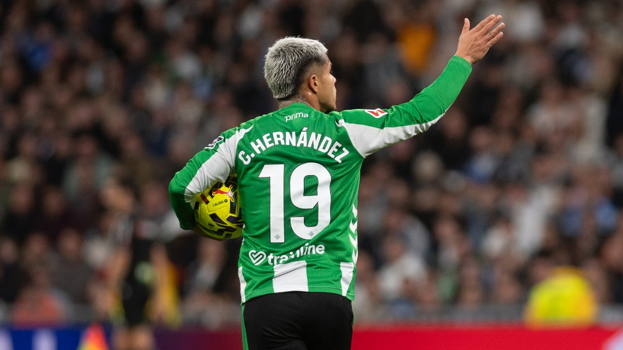 El 'Cucho' Hernández, en la mesa de Mbappé y Lamine Yamal: el 'pichichi' del Betis está en el 'Top 5' más decisivo de LaLiga