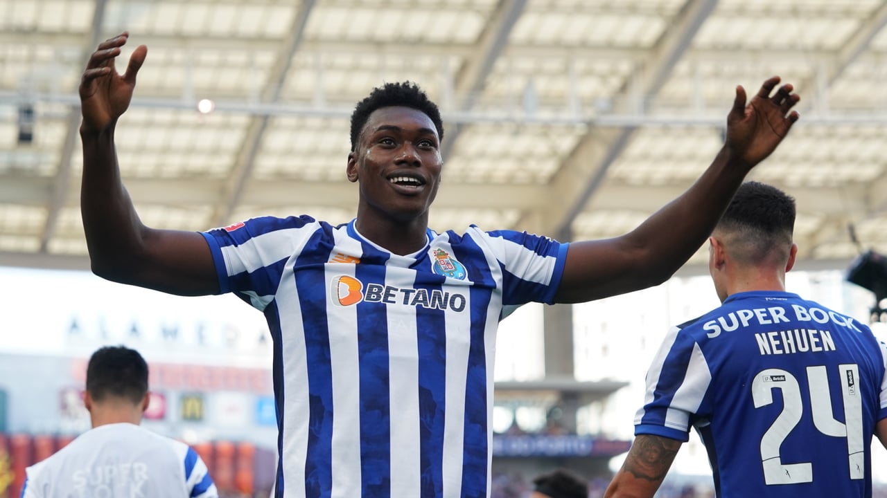 El estreno goleador de Samu Omorodion