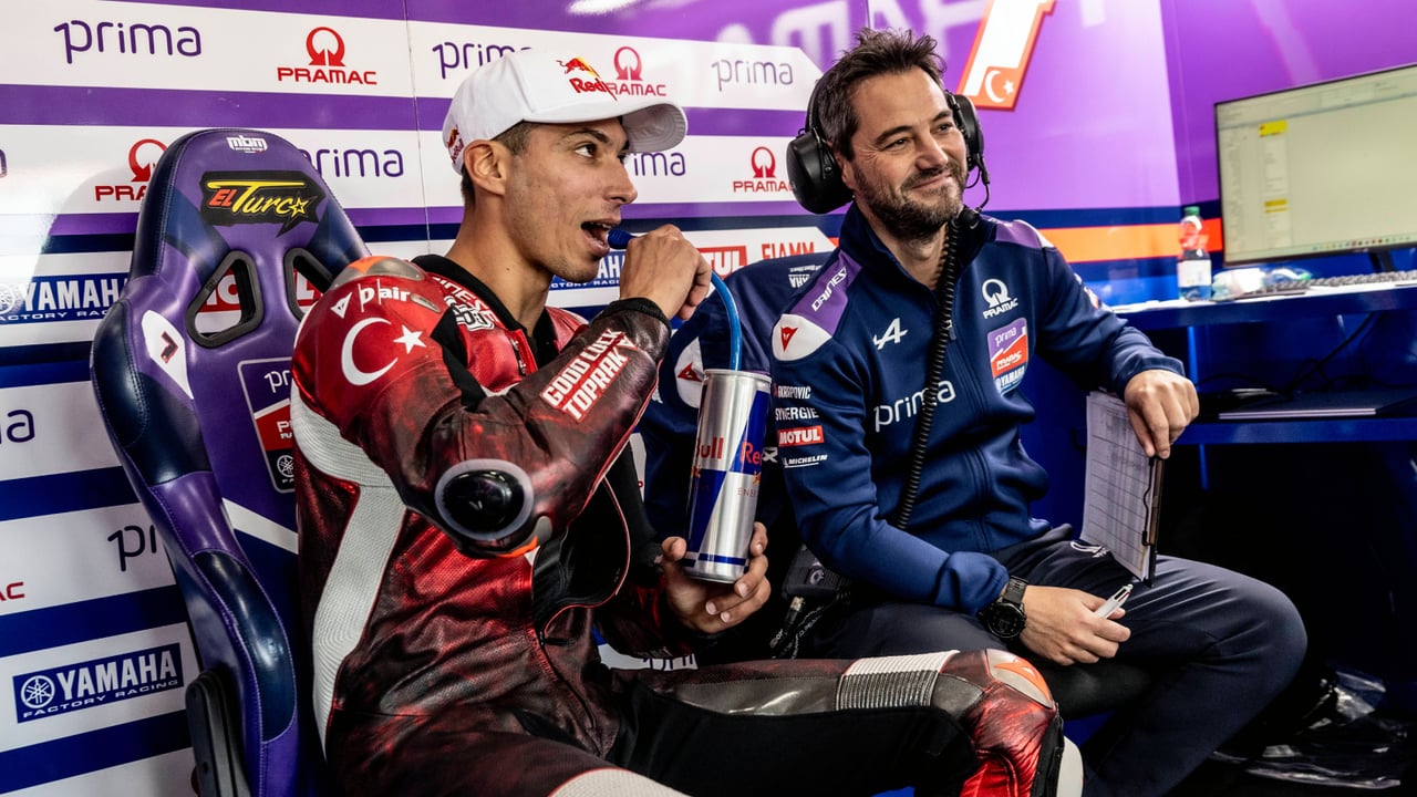 Toprak le da de ventaja a Marc Márquez un año y se cita con él en 2027
