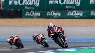 Bezzecchi confirma el salto de Aprilia y marca territorio en Buriram