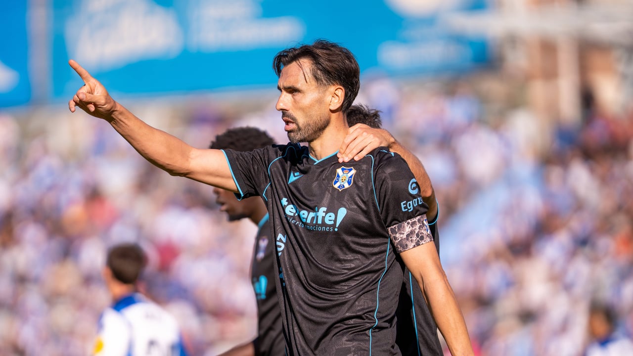 Enric Gallego, pichichi de Segunda división: "El curro más duro fue montar frío industrial para cadenas de supermercados, me tiré 21 días seguidos trabajando de noche"
