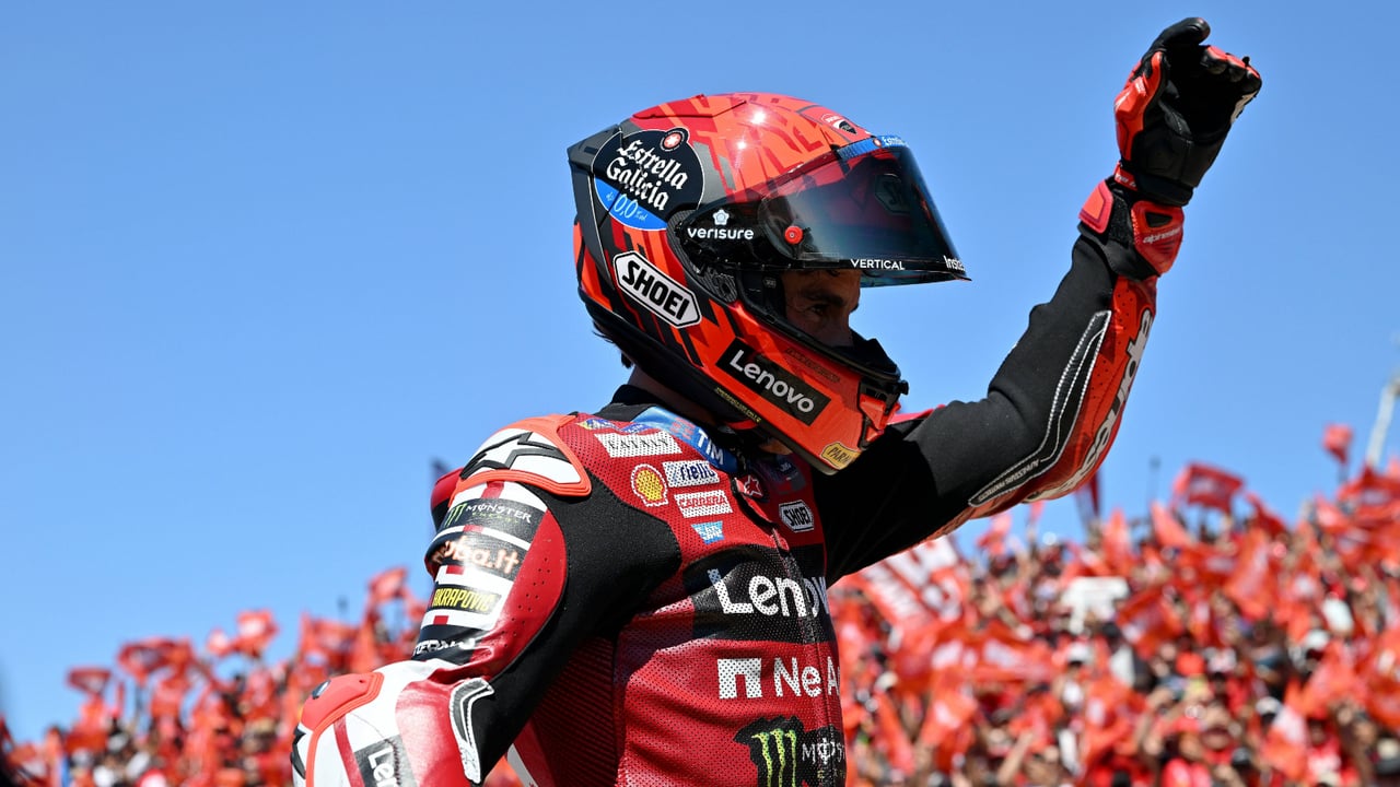 El brazo derecho de Marc Márquez asusta en las redes sociales