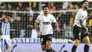 La petición del Valencia a Cömert con su renovación en el aire