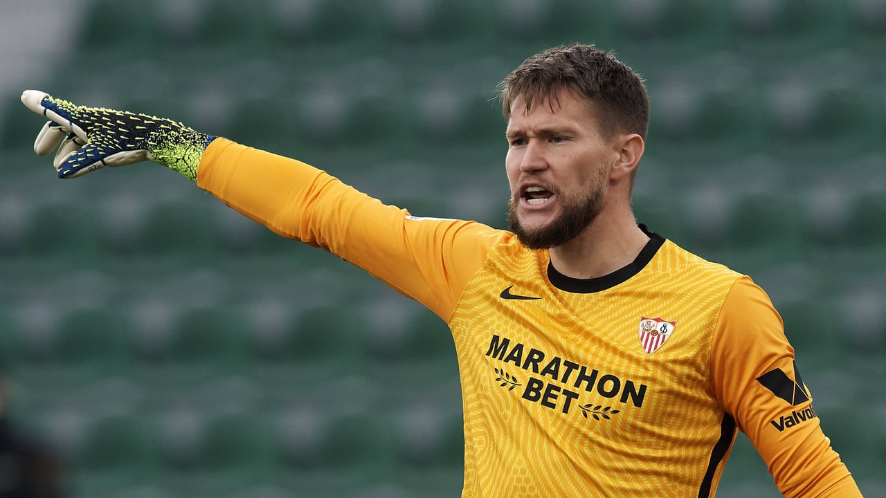 El exsevillista Vaclik cierra su fichaje por este equipo de LaLiga