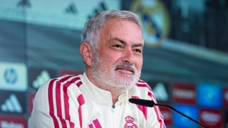 Mourinho también se acuerda del VAR en la victoria del Real Madrid ante el Barça: "Era tarjeta roja clara"