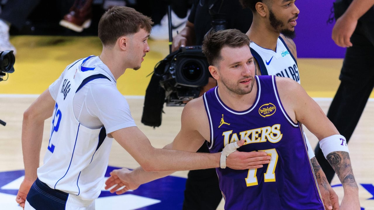 Dallas no aprende y repite con Cooper Flagg la jugada que le hicieron a Luka Doncic