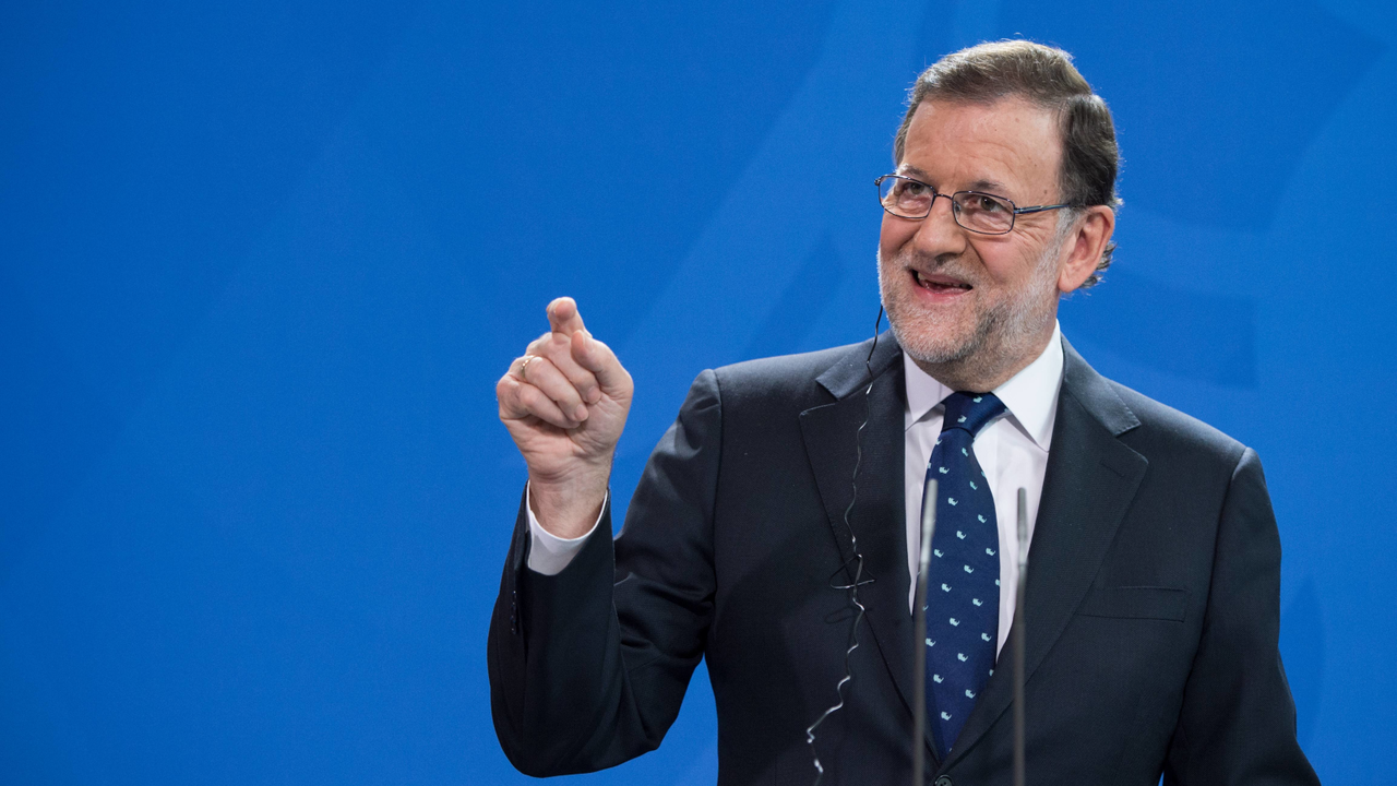 Mariano Rajoy, ex presidente del Gobierno, se vuelve viral tras su análisis del debut de España en el Mundial