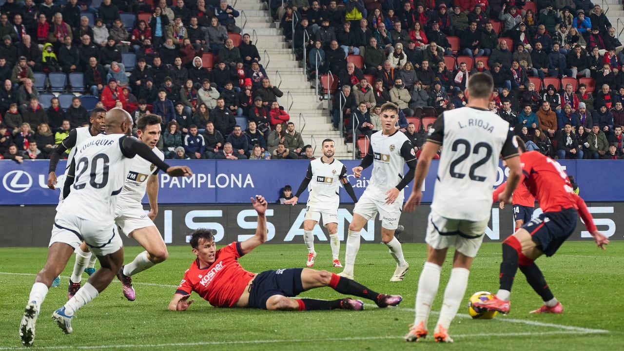 Osasuna 3-3 Valencia: Noche de Carnaval en El Sadar