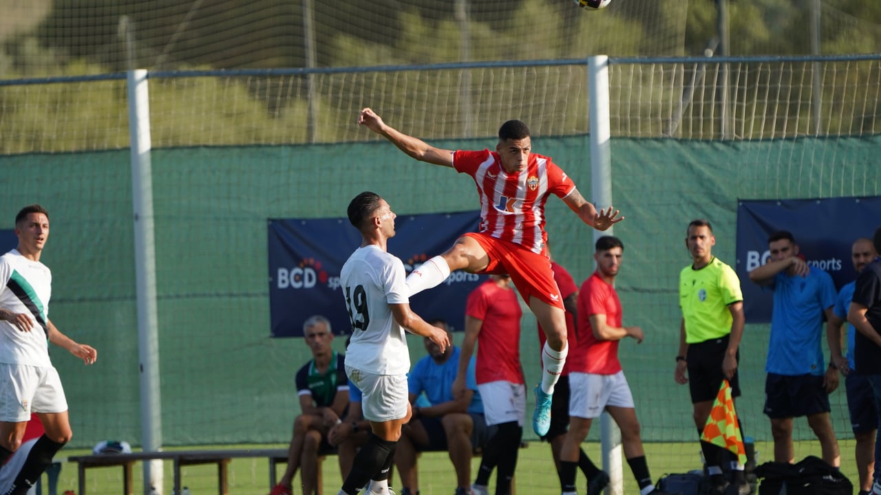El fichaje más ilusionante del Almería demuestra que viene a dar guerra