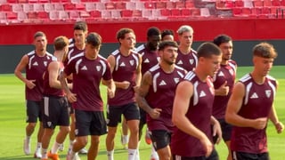 Todo listo con Robbie Ure para su debut con el Sevilla: primer entreno e inscripción en LaLiga