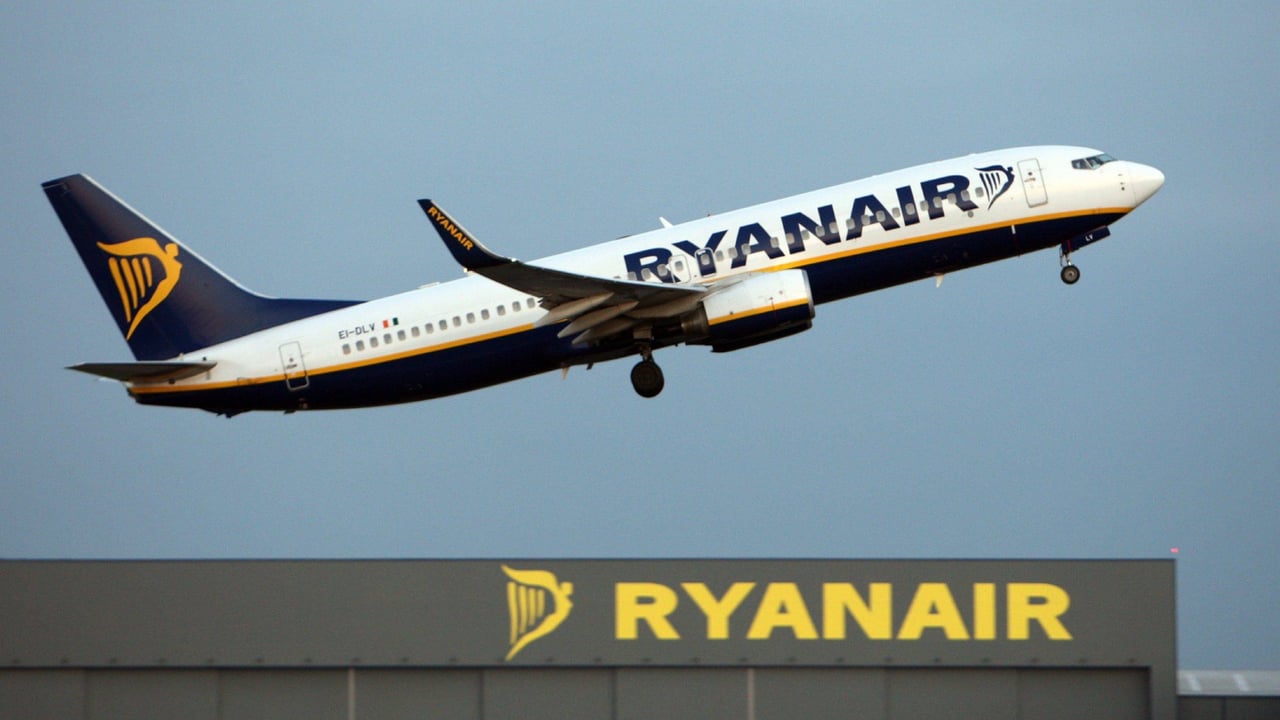 Ryanair se cansa de España y elimina sus vuelos en 12 rutas para siempre