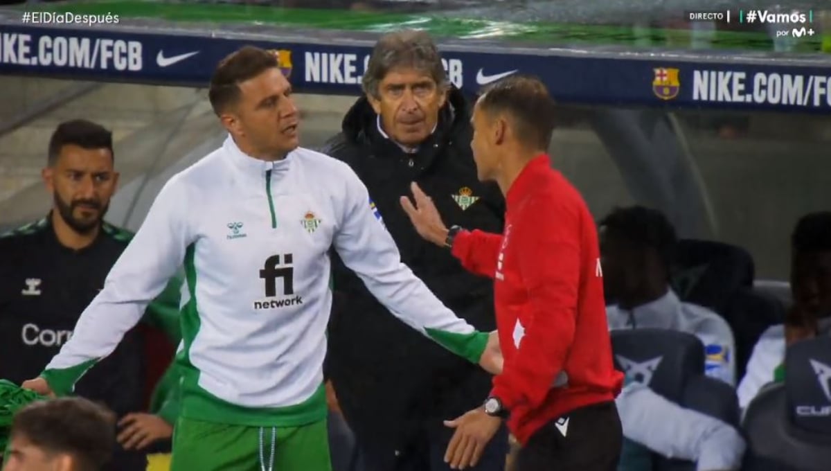 Joaquín, como nunca antes lo habías visto: enorme enfado con los árbitros del Barcelona - Betis