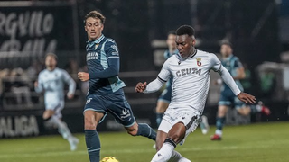 Ceuta 3-2 Córdoba: José Juan Romero se impone a Iván Ania en una media hora de locura en el Alfonso Murube