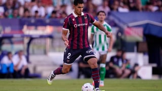 Aïssa Mandi, jugador del Levante y analista de Champions en el Betis: "Va a ser muy difícil, lo veo igualado pero le doy ventaja al Lille" 