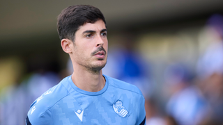 Carlos Fernández aparece como opción de fichaje en Segunda división