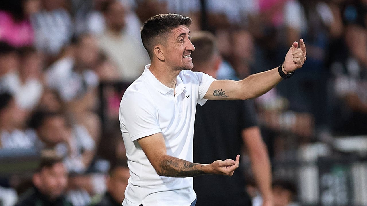 Pablo Hernández, técnico del Castellón, avisa a los suyos: "No me gustan los partidos que la gente da por hecho que vas a ganar"