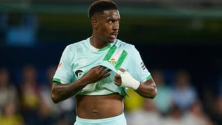 Pellegrini confirma la situación de Junior en el Betis con una decisión significativa