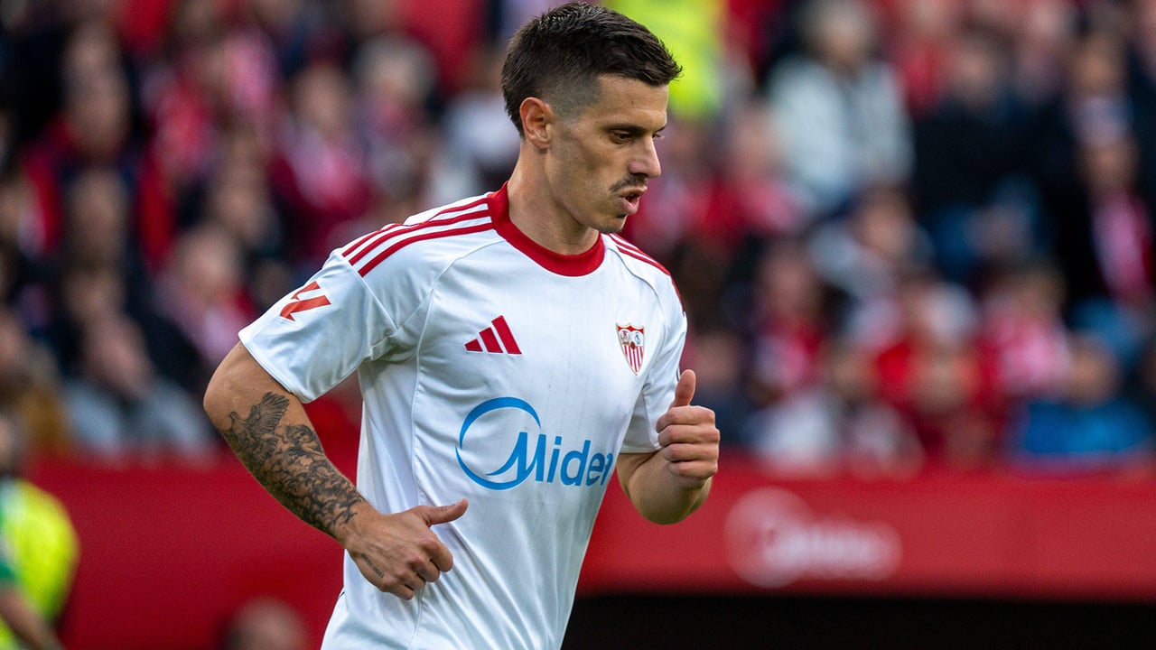 El Sevilla anuncia la cesión de Alfon al Villarreal con condiciones ventajosas