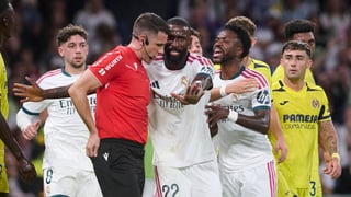 Lo que Vinicius dijo tras su expulsión ante el Villarreal y el árbitro no pudo escuchar 