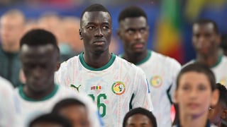 Senegal, casi eliminada del Mundial, acelera el futuro de Pape Gueye