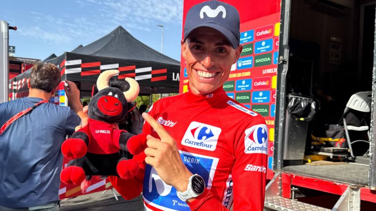 Van Aert gana con rabia en Córdoba y Enric Mas mantiene su 'rojo': así está la clasificación de La Vuelta 2026 tras la 15ª etapa