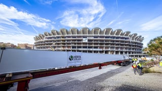 La cubierta del Nou Mestalla ya toma forma: pilares, torres y anillo