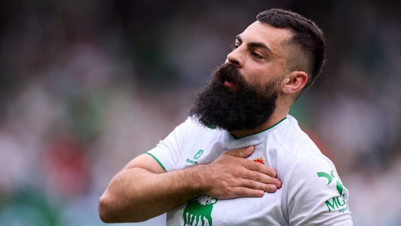 El Racing de Santander confirma las sospechas con el futuro de Asier Villalibre