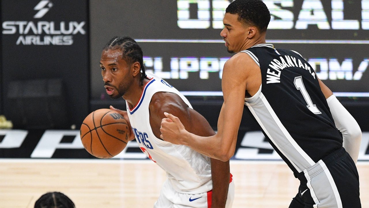 Kawhi Leonard da marcha atrás y deja con las ganas a Victor Wembanyama