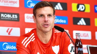 Azpilicueta ignora a los 'haters' e insonoriza el vestuario del Sevilla: "Hay mucho ruido"